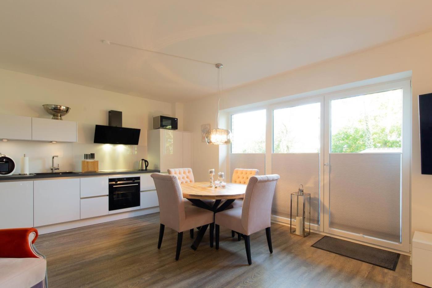 Ferienwohnung Rocco ทิมเมนดอร์เฟอร์ ชตรันด์ ภายนอก รูปภาพ